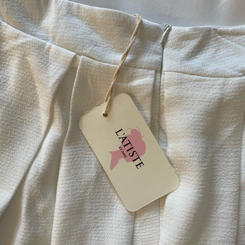 L’Atiste Open Back Fit And Flare Dress - Picture 4 of 5